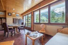 Spacious nest overlooking the Mont Blanc range